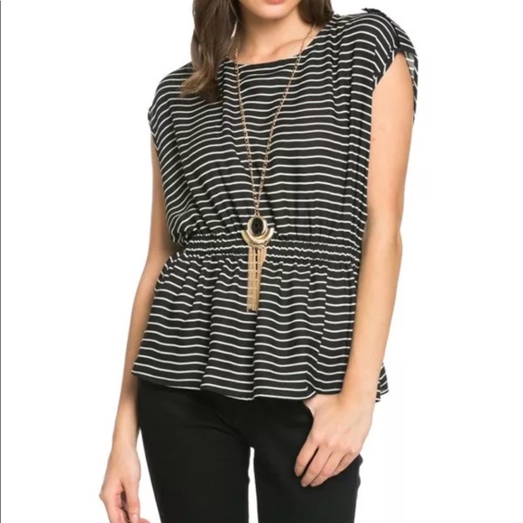 Black and White Striped Top with Necklace - Picture 3 of 5